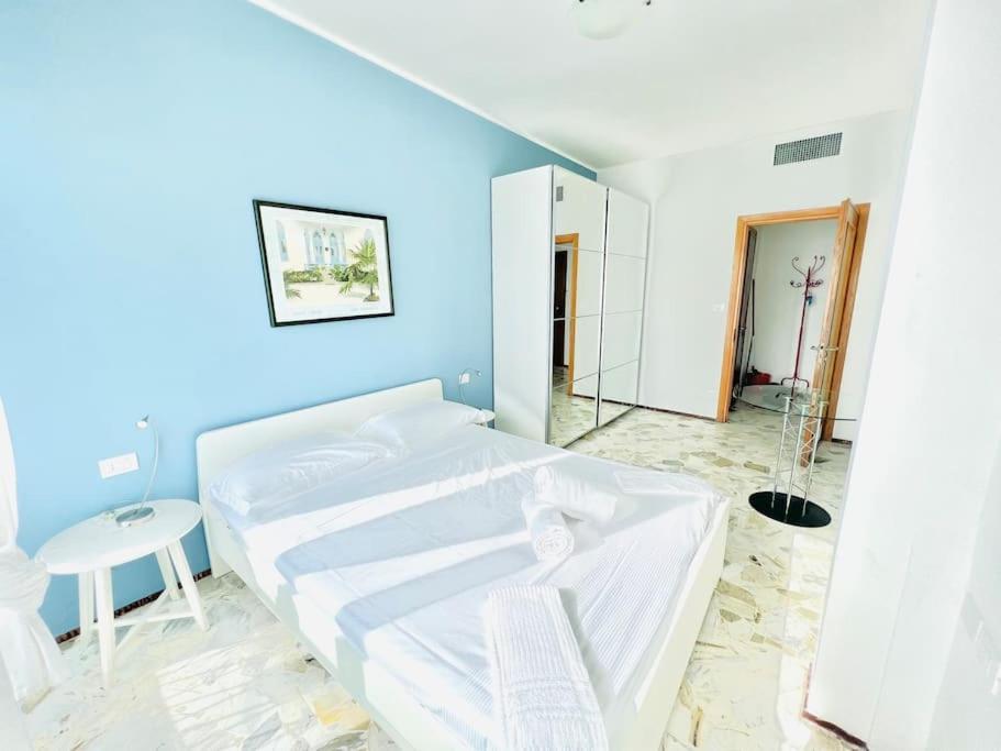 Suite Sunset 18 - Fronte Mare Sanremo Exterior foto